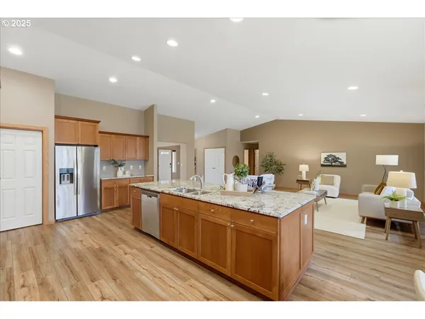 $1,249,000 | 15061 Southeast Orient Drive, Boring, OR 97009