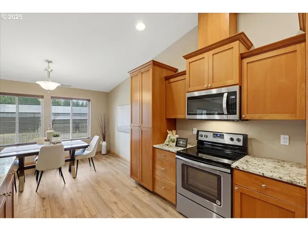 $1,249,000 | 15061 Southeast Orient Drive, Boring, OR 97009