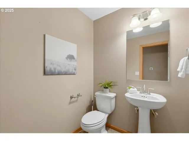 $1,295,000 | 15061 Southeast Orient Drive, Boring, OR 97009