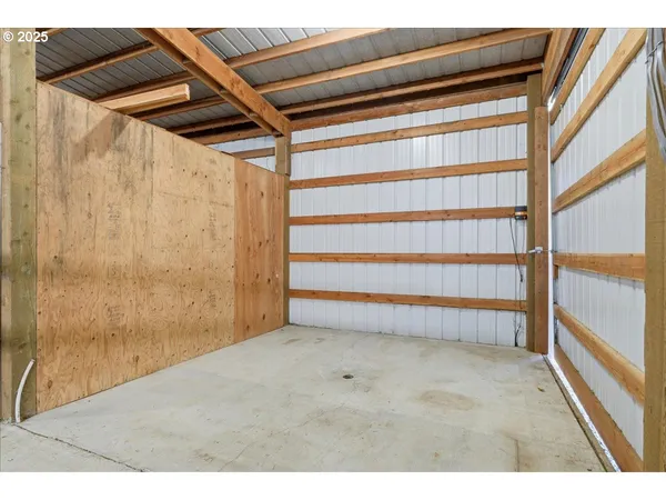 $1,249,000 | 15061 Southeast Orient Drive, Boring, OR 97009