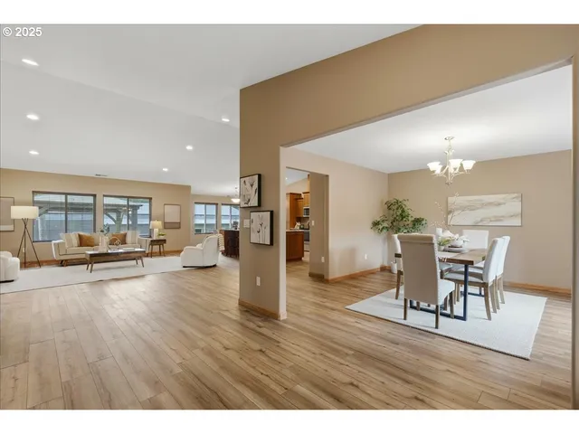 $1,295,000 | 15061 Southeast Orient Drive, Boring, OR 97009