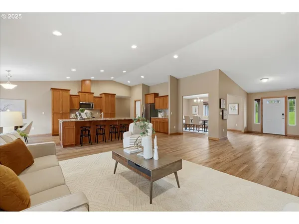 $1,249,000 | 15061 Southeast Orient Drive, Boring, OR 97009