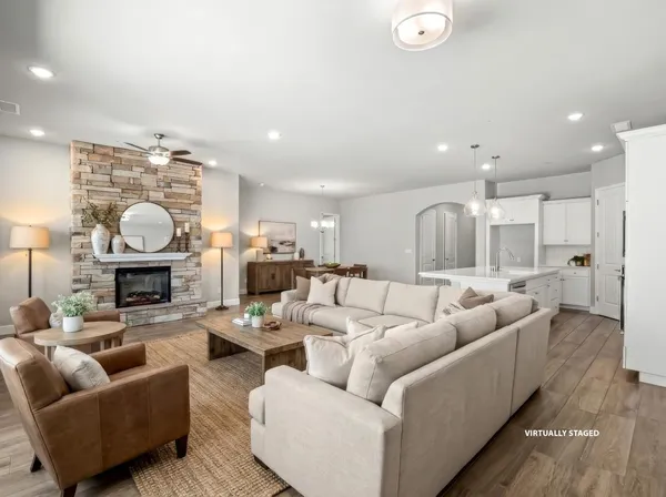 $699,000 | 1751 North Kaweah Avenue, Clovis, CA 93619