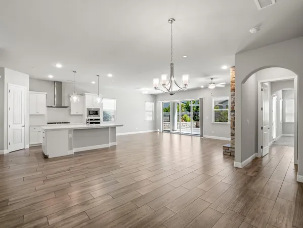 $699,000 | 1751 North Kaweah Avenue, Clovis, CA 93619