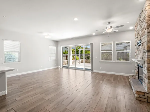 $699,000 | 1751 North Kaweah Avenue, Clovis, CA 93619