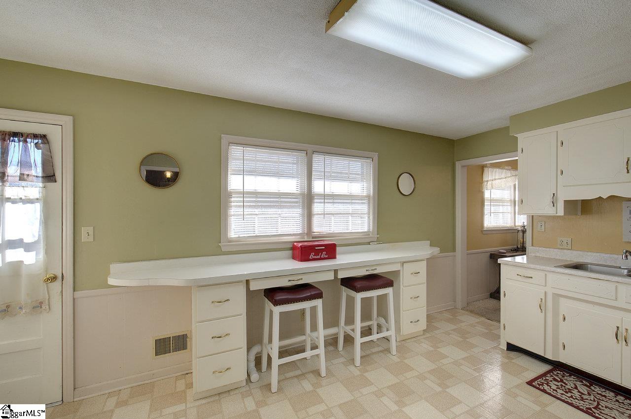 162 Dover Road Spartanburg, SC 29301 - Photo 15 of 33 Gallery Image 15