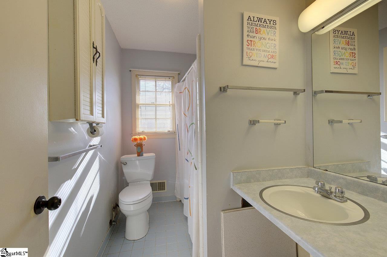 162 Dover Road Spartanburg, SC 29301 - Photo 24 of 33 Gallery Image 24