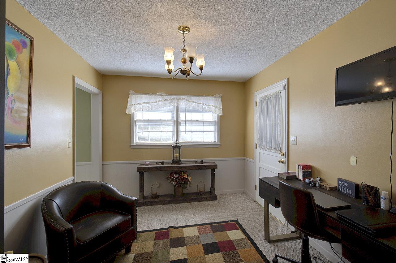 162 Dover Road Spartanburg, SC 29301 - Photo 10 of 33 Gallery Image 10