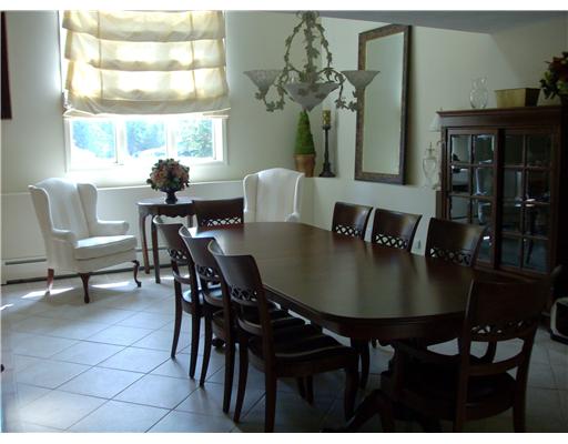 137 Hines Farm Road Cranston, RI 02921 - Photo 4 of 12 Dining Room.