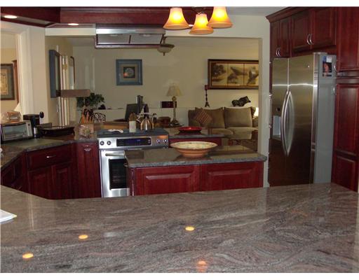 137 Hines Farm Road Cranston, RI 02921 - Photo 6 of 12 Kitchen.