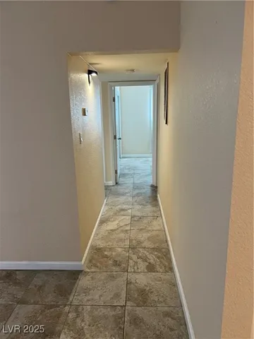 $1,300 | 539 East St Louis Avenue, Unit 206 208 201, Las Vegas, NV 89104