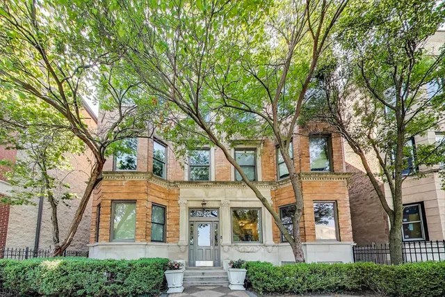 $274,900 | 6318 South Greenwood Avenue, Unit 3, Chicago, IL 60637