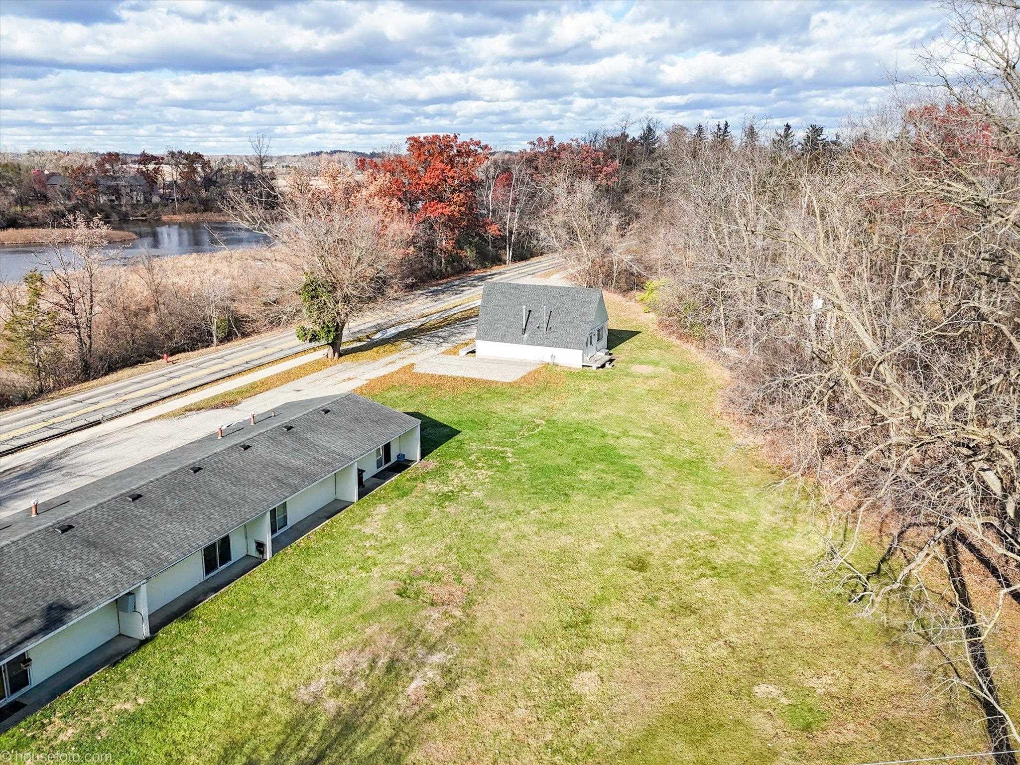 660 Flint Road Brighton, MI 48116 - Photo 13 of 24