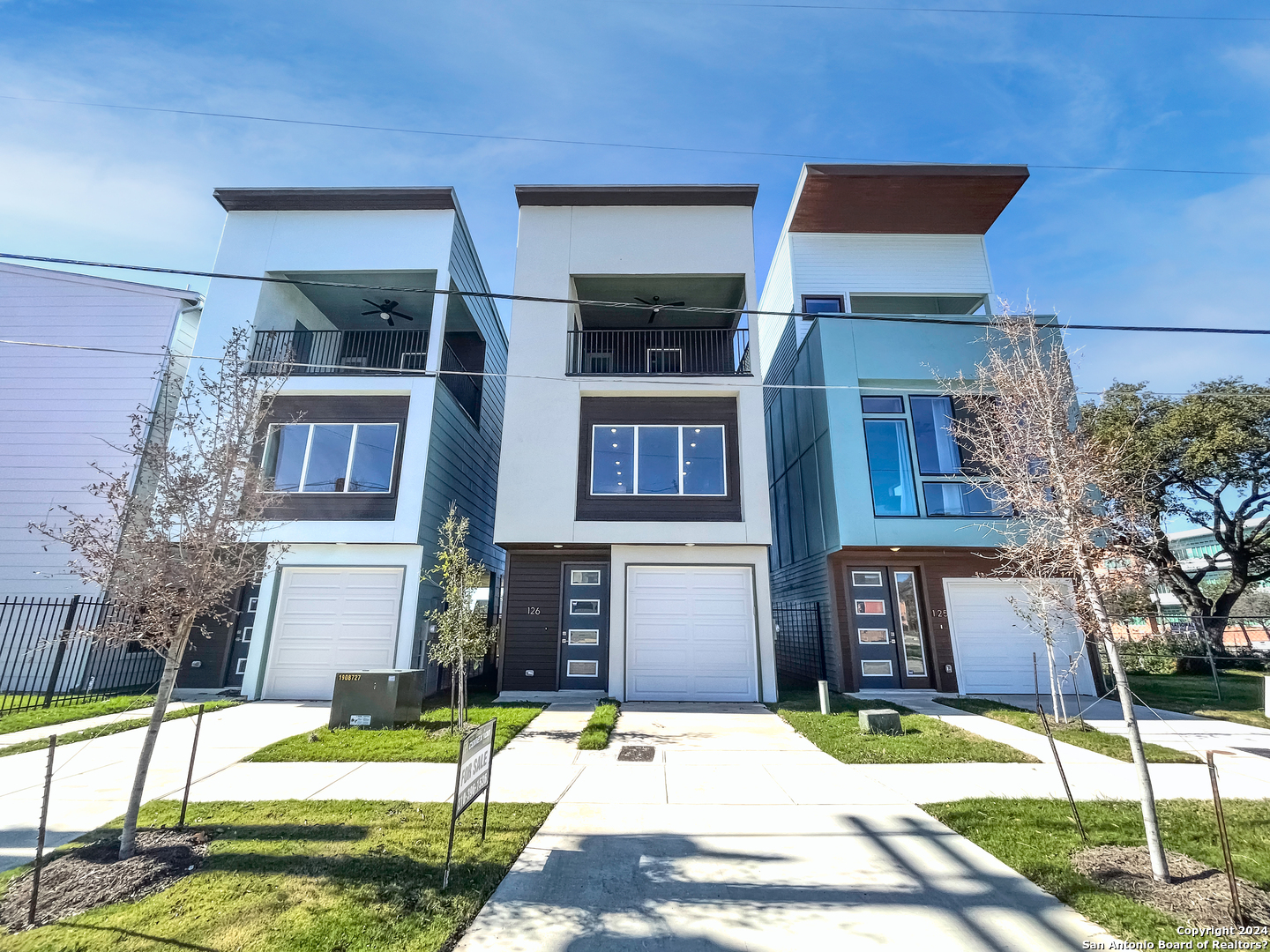 310 West Evergreen St Unit 126  