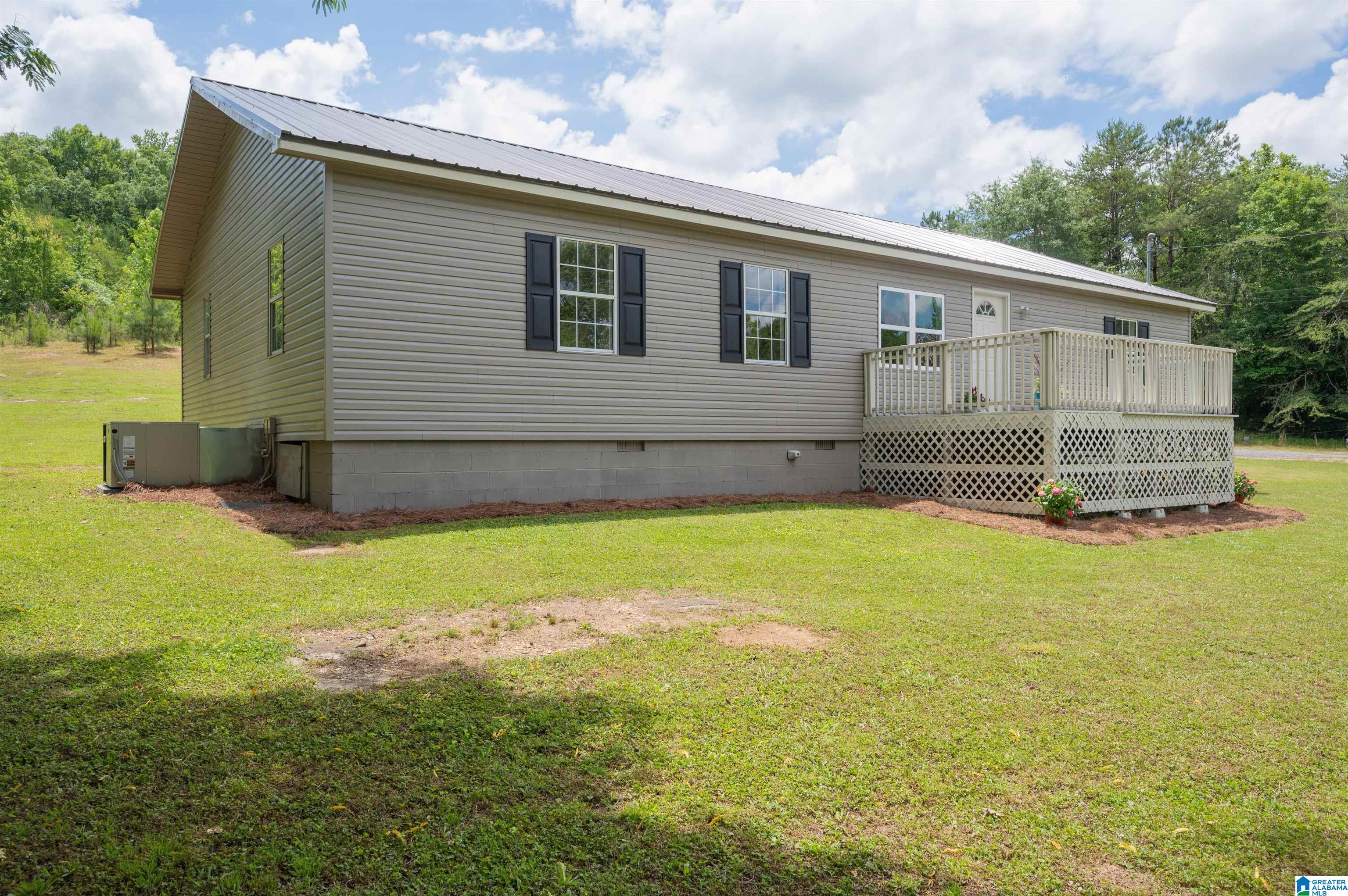 2553 Lay Springs Road Gadsden, AL 35904 - Photo 3 of 31