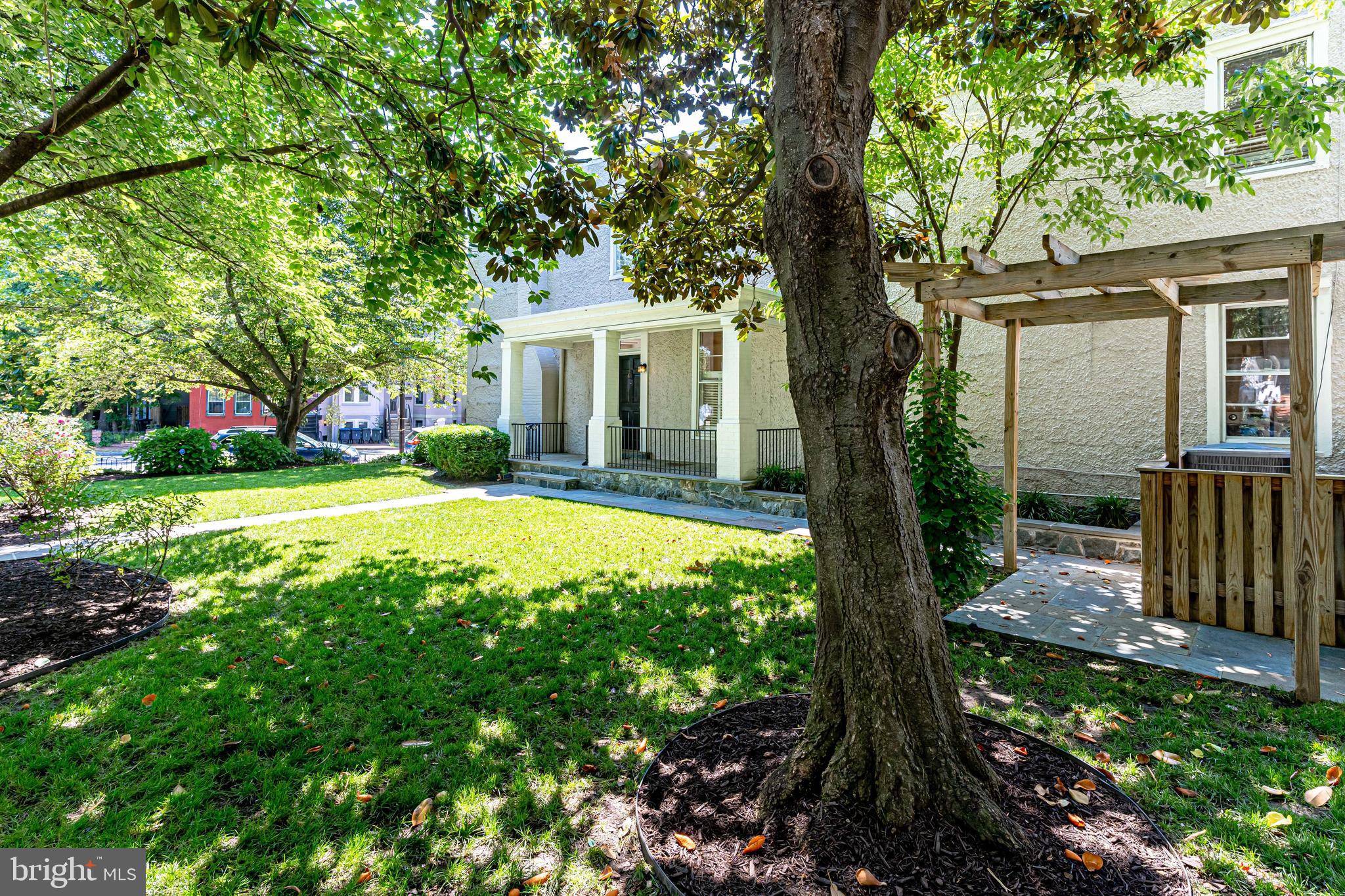 329 11th Street Southeast Washington, DC 20003 - Photo 38 of 49