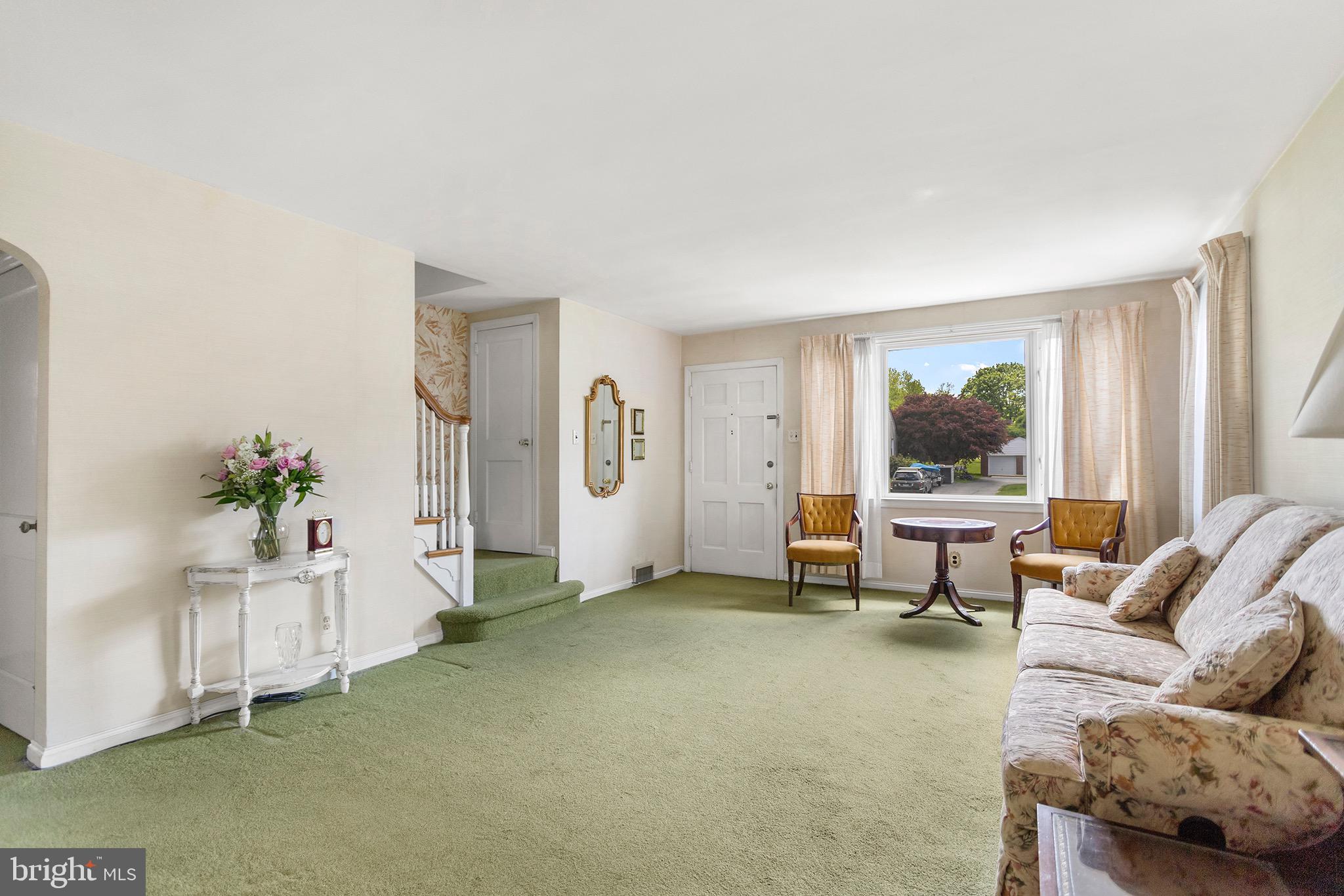 319 Pinecrest Road Springfield, PA 19064 - Photo 4 of 27