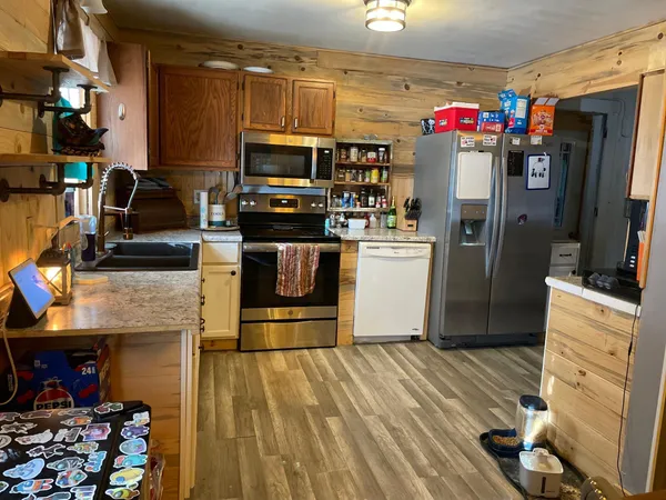 $65,000 | 108 North West Street, Ceylon, MN 56121