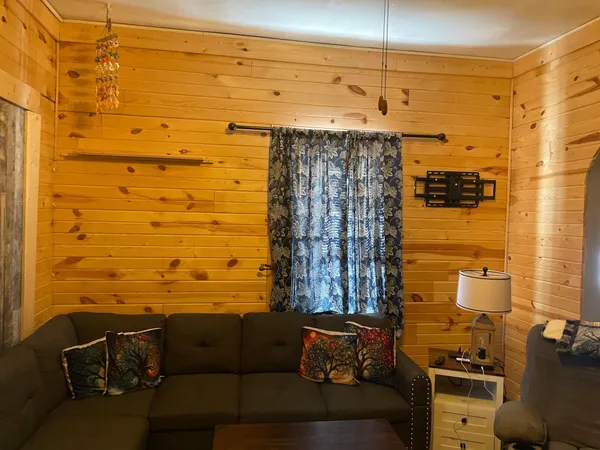 $65,000 | 108 North West Street, Ceylon, MN 56121