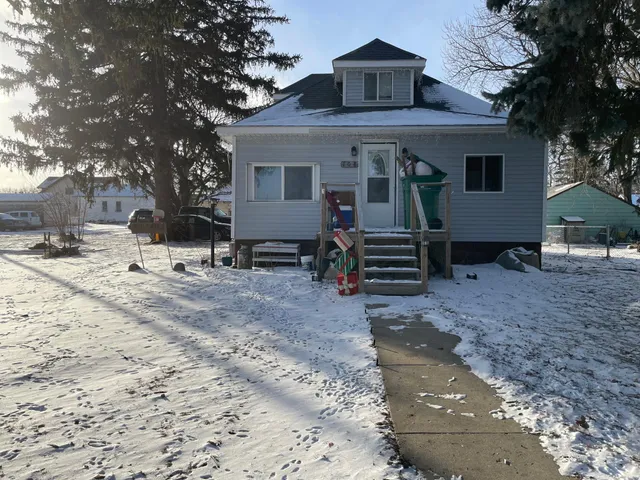 $75,000 | 108 North West Street, Ceylon, MN 56121