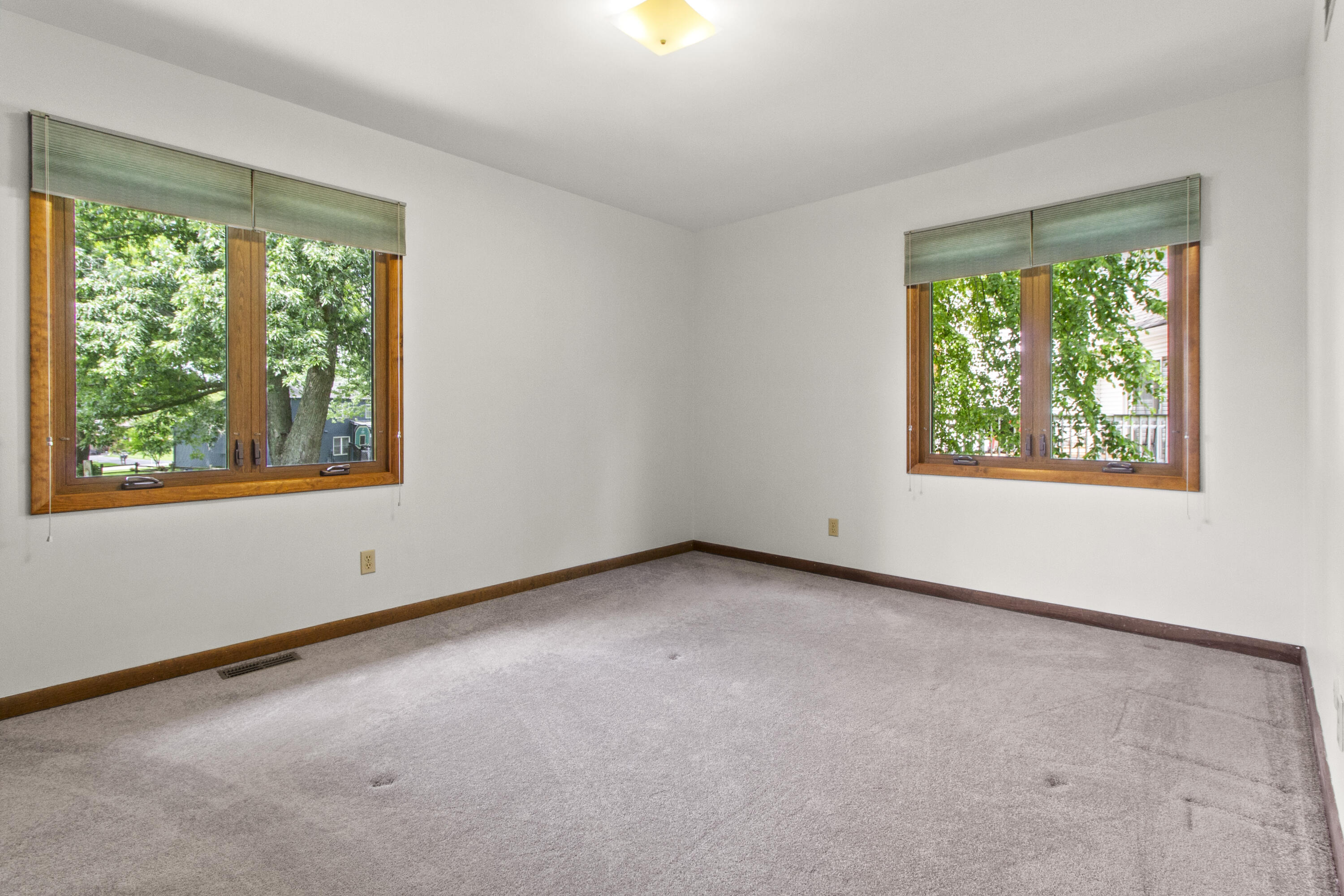 8486 Porter Place Crown Point, IN 46307 - Photo 22 of 40 3000x2000