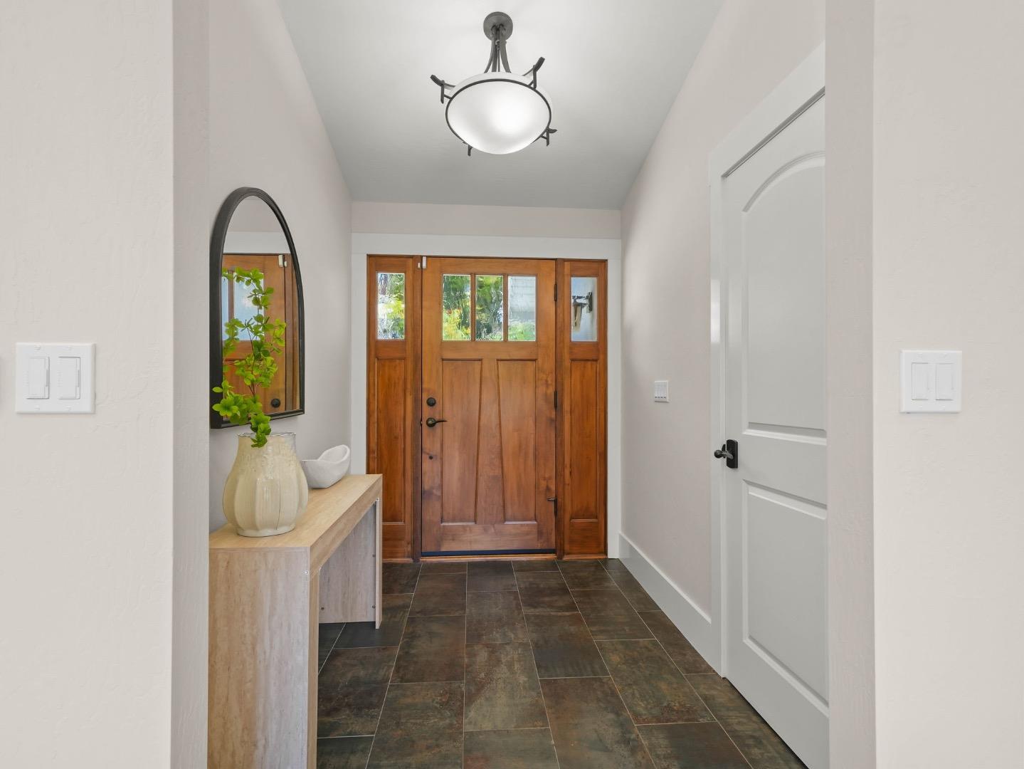 405 Glendale Road San Mateo, CA 94402 - Photo 8 of 81