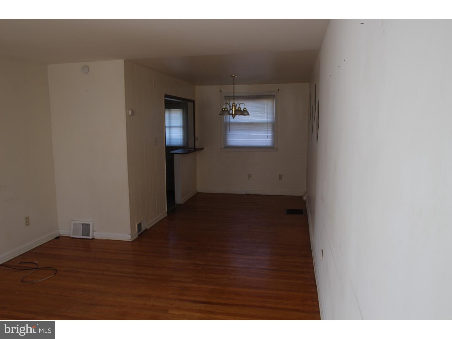 338 Rural Avenue Chester, PA 19013 - Photo 2 of 10 Gallery Image 2