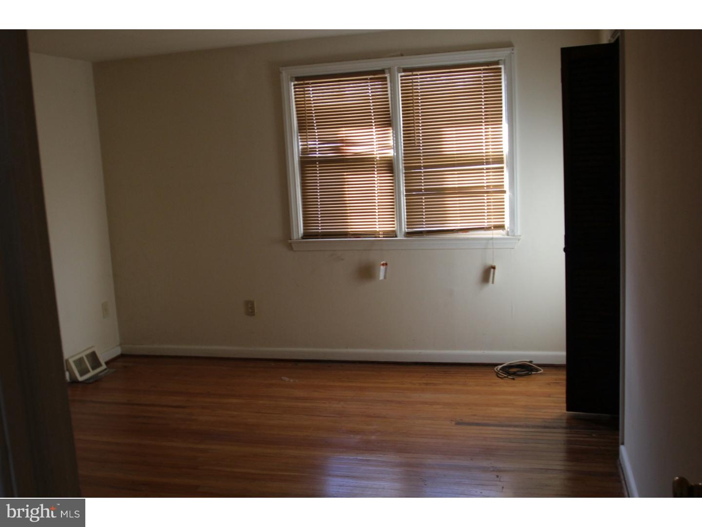 338 Rural Avenue Chester, PA 19013 - Photo 8 of 10 Gallery Image 8