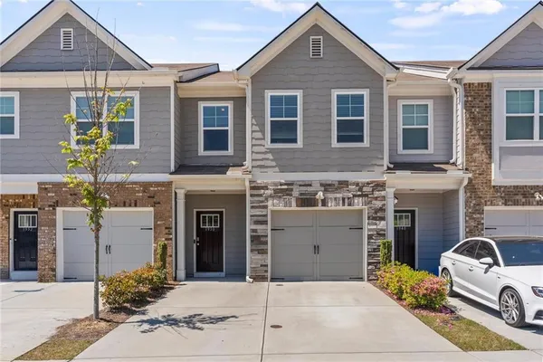 $269,999 | 1950 Dillon Drive, Lithonia, GA 30058