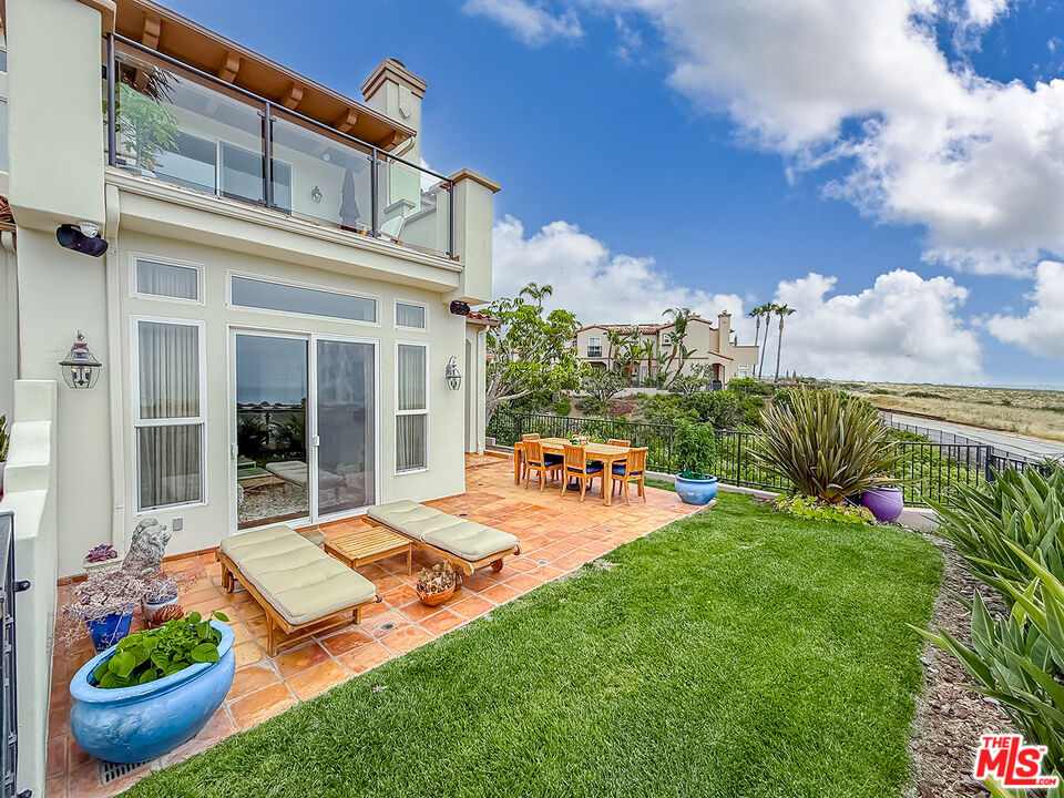 6416 Lunita Road, Unit 108 Malibu, CA 90265 - Photo 33 of 38