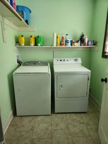 $311,000 | 520 South Russell Street, Odessa, MO 64076