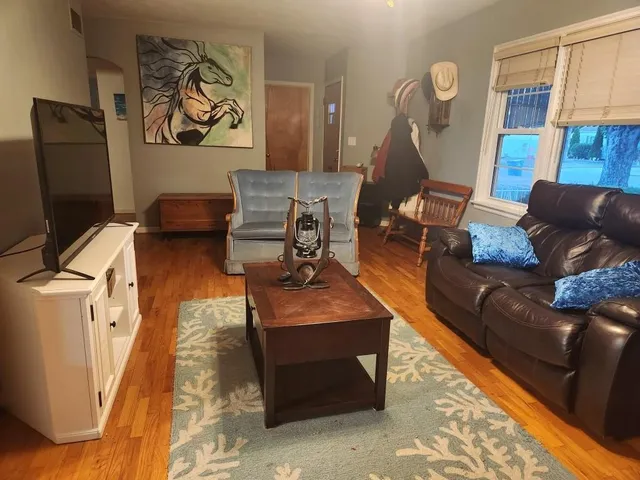 $311,000 | 520 South Russell Street, Odessa, MO 64076