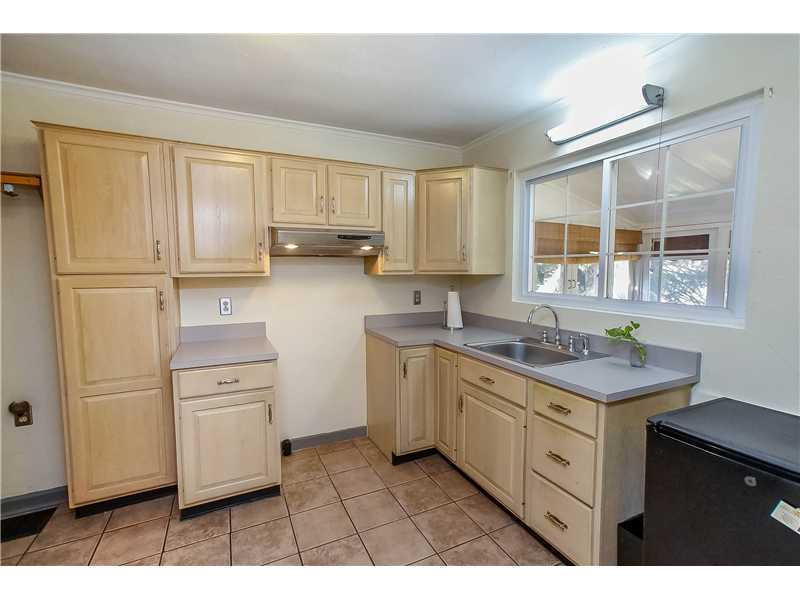 125 Barnes Road Hopwood, PA 15445 - Photo 5 of 18 Kitchen.