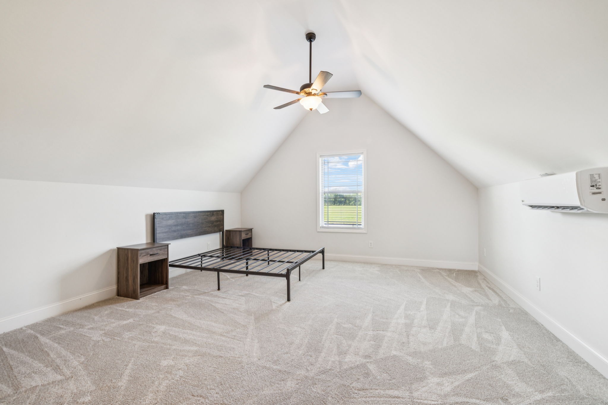 1361 Neil Road Chapel Hill, TN 37034 - Photo 15 of 24 a workspace with furniture and window