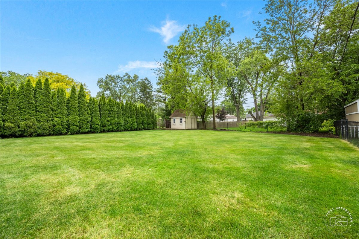 425 West Bob O Link Road Mount Prospect, IL 60056 - Photo 33 of 38 Gallery Image 33