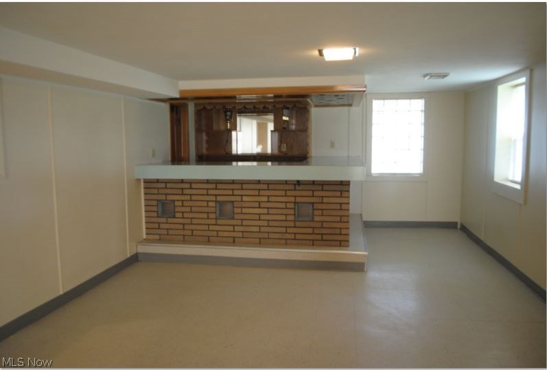 43695 Middle Ridge Road Lorain, OH 44053 - Photo 16 of 20 Gallery Image 16
