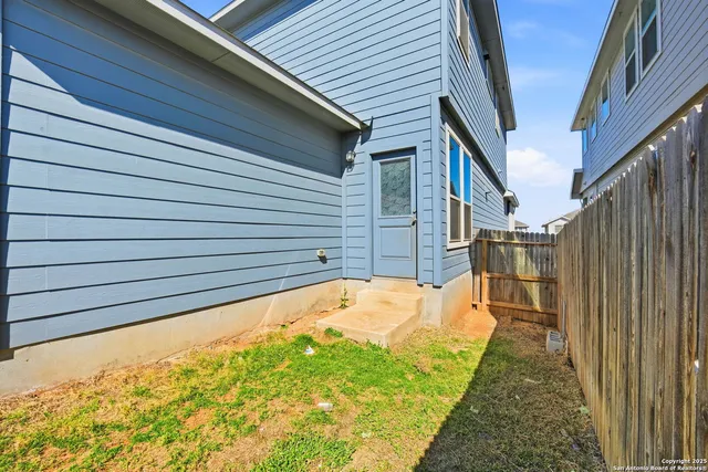 $330,000 | 9102 Devils River, Converse, TX 78109