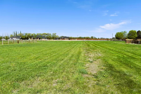 $577,400 | 25555 Clubhouse Court, Wilder, ID 83676