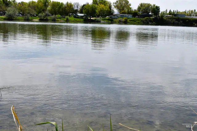 $577,400 | 25555 Clubhouse Court, Wilder, ID 83676