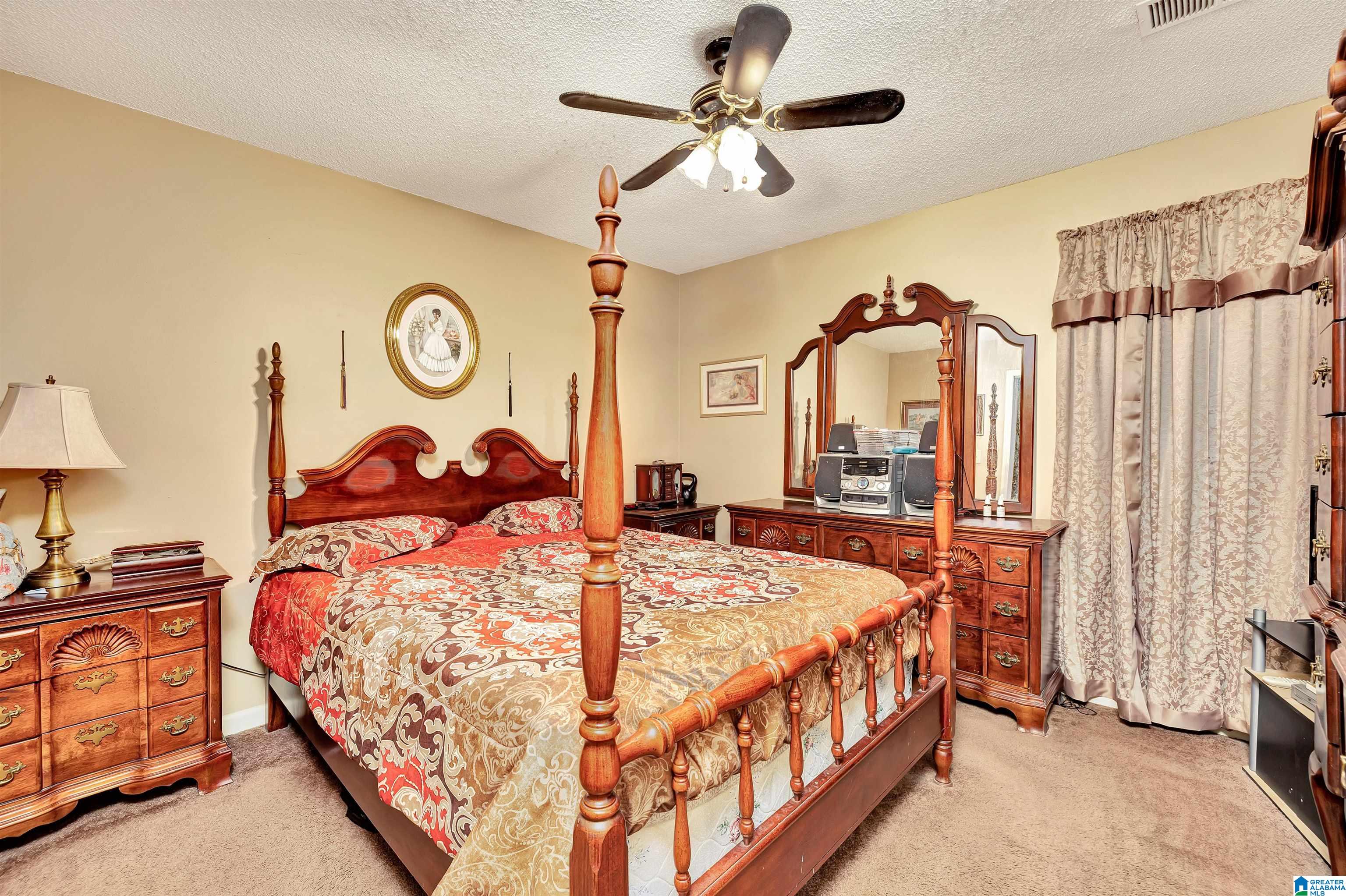 925 5th Avenue Pleasant Grove, AL 35127 - Photo 10 of 38