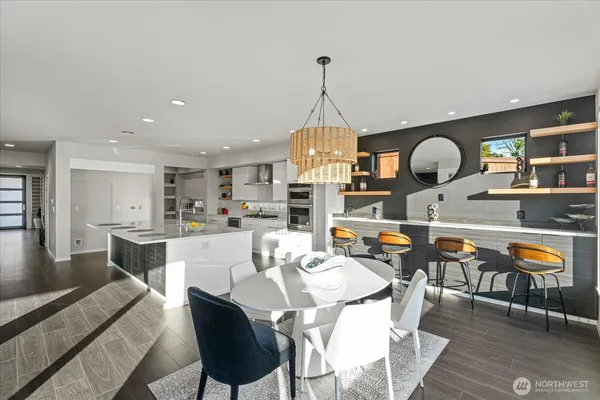 $1,598,000 | 21713 Southeast 256th Place, Maple Valley, WA 98038