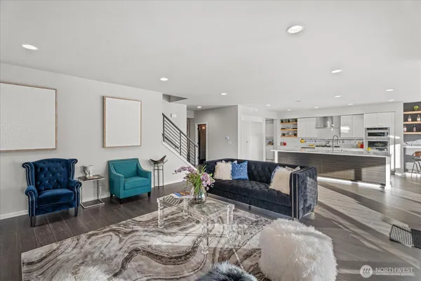 $1,598,000 | 21713 Southeast 256th Place, Maple Valley, WA 98038