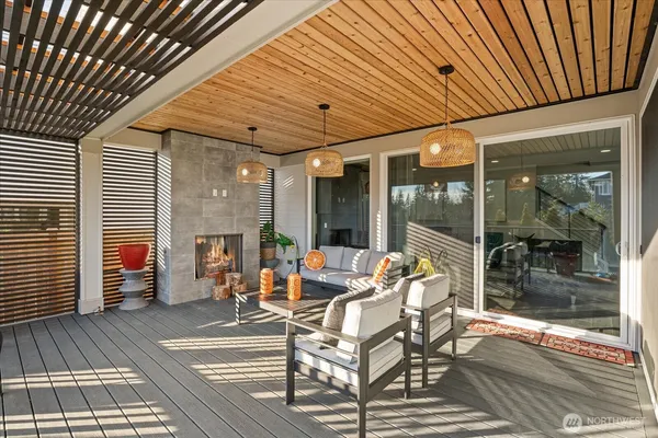 $1,598,000 | 21713 Southeast 256th Place, Maple Valley, WA 98038