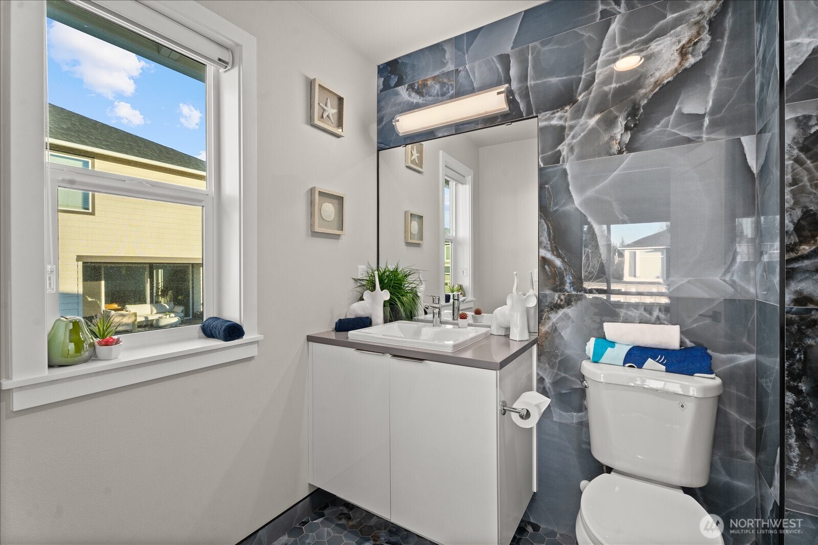 21713 Southeast 256th Place Maple Valley, WA 98038 - Photo 36 of 40