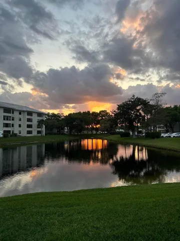 $289,000 | 6025 Balboa Circle, Unit 304, Boca Raton, FL 33433