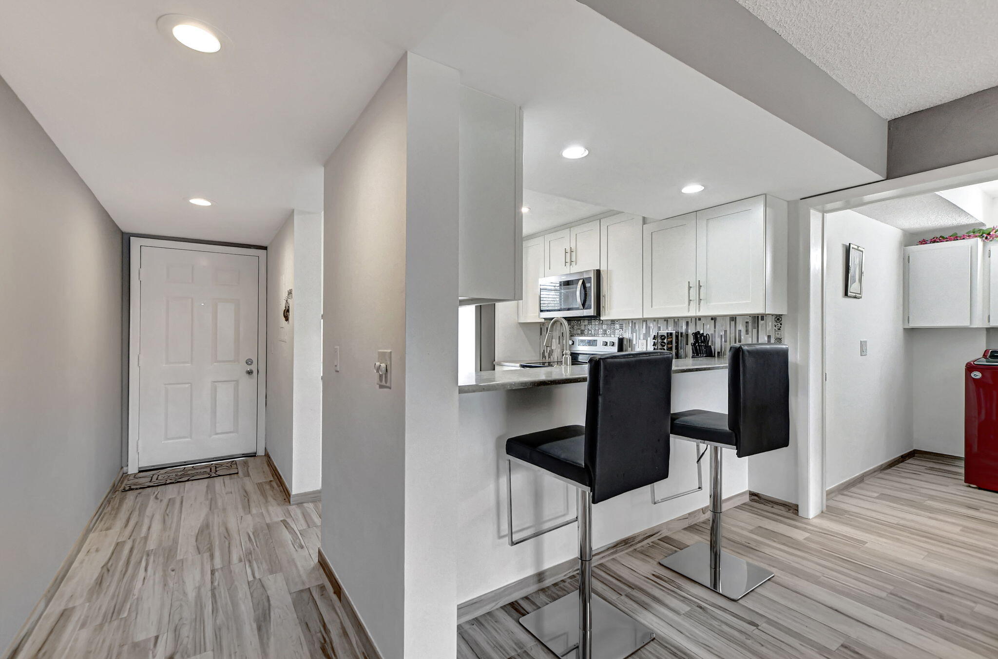 6025 Balboa Circle, Unit 304 Boca Raton, FL 33433 - Photo 8 of 42 17-web-or-mls-35_02_dsc_0856