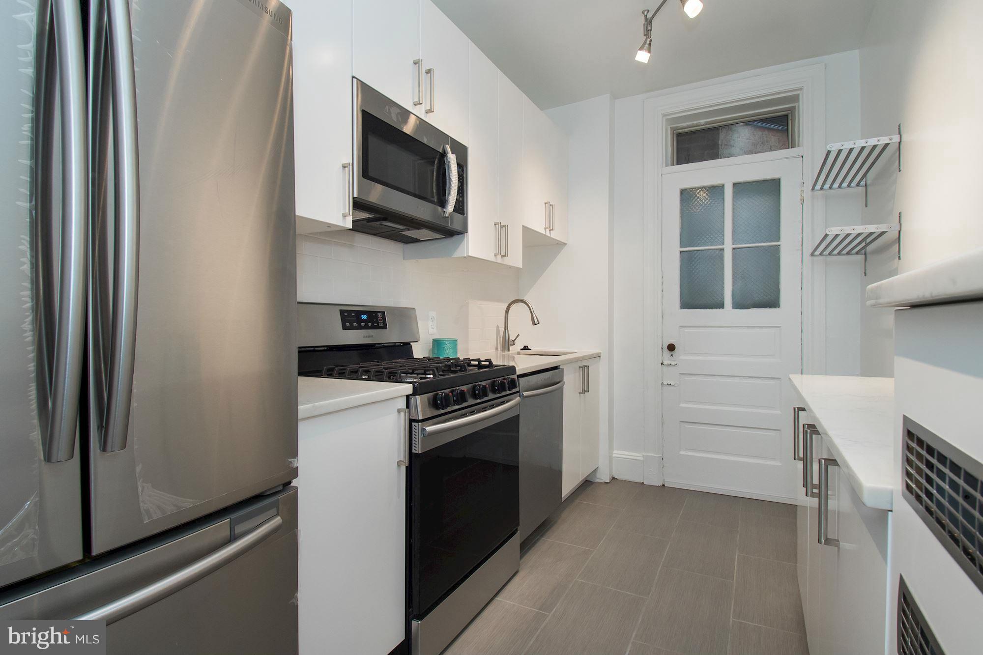 2006 Columbia Road Northwest, Unit 32 Washington, DC 20009 - Photo 10 of 19 Kitchen