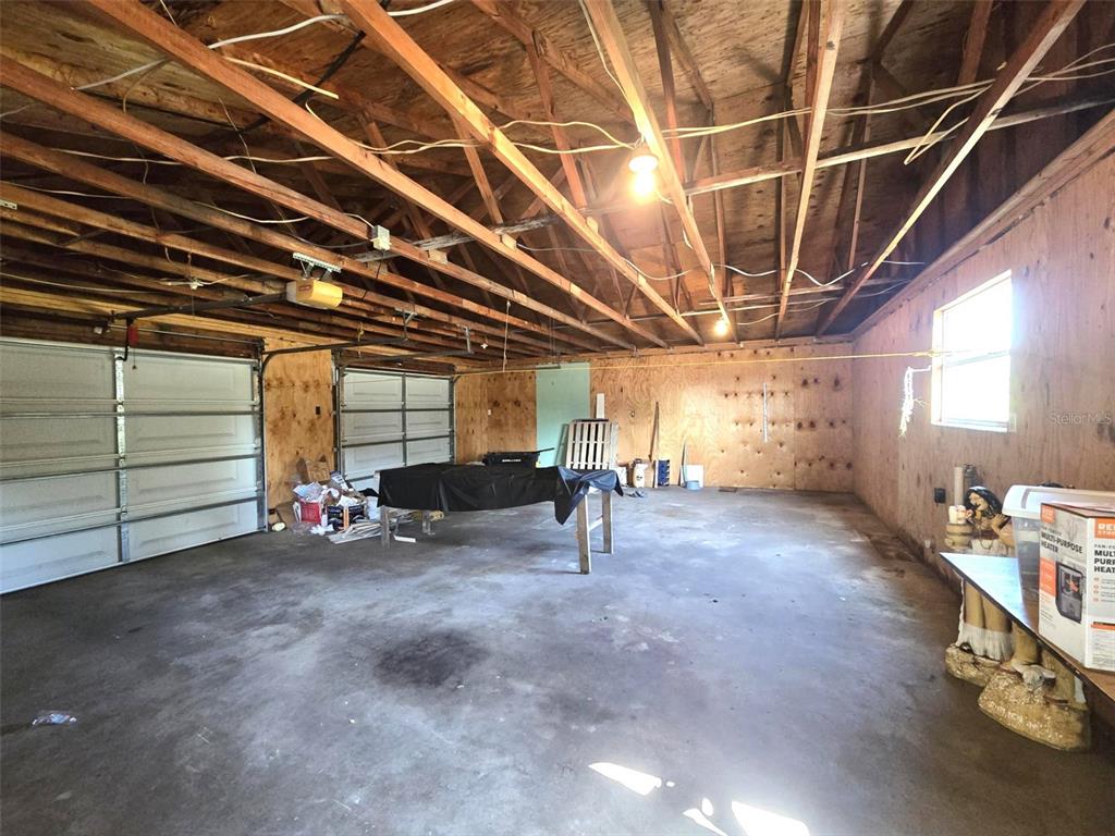 3101 Medulla Road Plant City, FL 33566 - Photo 36 of 83 a view of a room with gym equipment