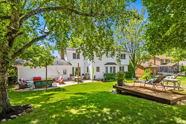 $315,000 | 1001 West Burnside Drive, Peoria, IL 61614