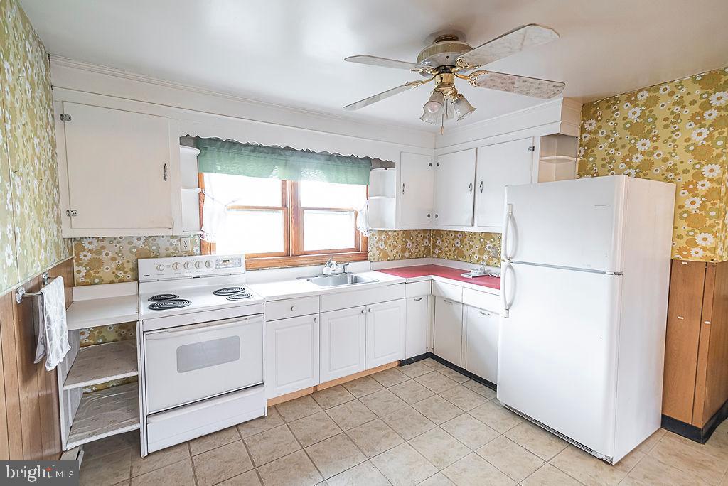 101 North Preston Street Ranson, WV 25438 - Photo 13 of 44 Large open kitchen